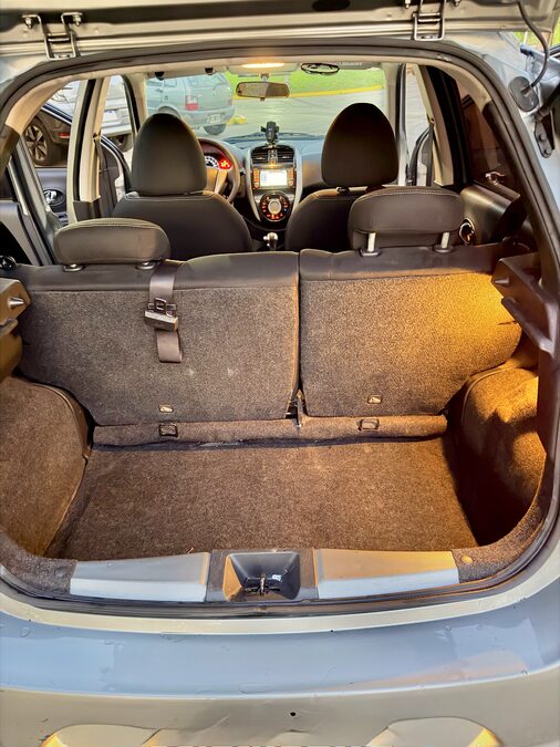 Nissan March Advance Mediatech Automático