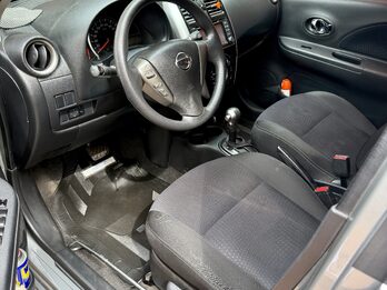 Nissan March Advance Mediatech Automático