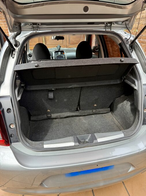 Nissan March Advance Mediatech Automático