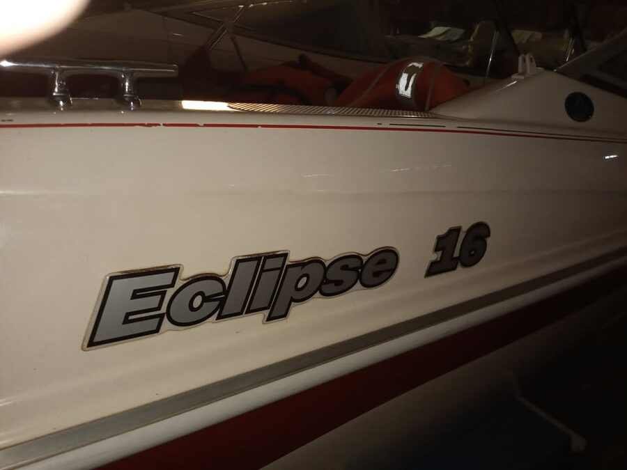 Eqlipse 16´ Mercury 90