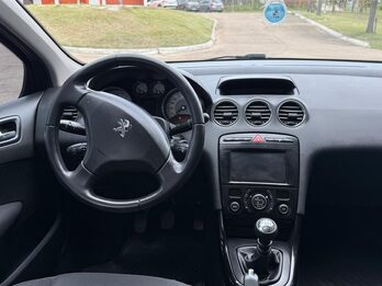 PEUGEOT  308 1.6  HDI ALLURE. Recibo vehículo de menor y mayor valor
