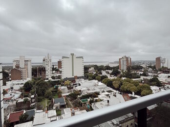 Alquiler Departamento 2 Dormitorios  Premium con cochera Zona Parque