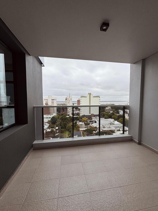Alquiler Departamento 2 Dormitorios  Premium con cochera Zona Parque