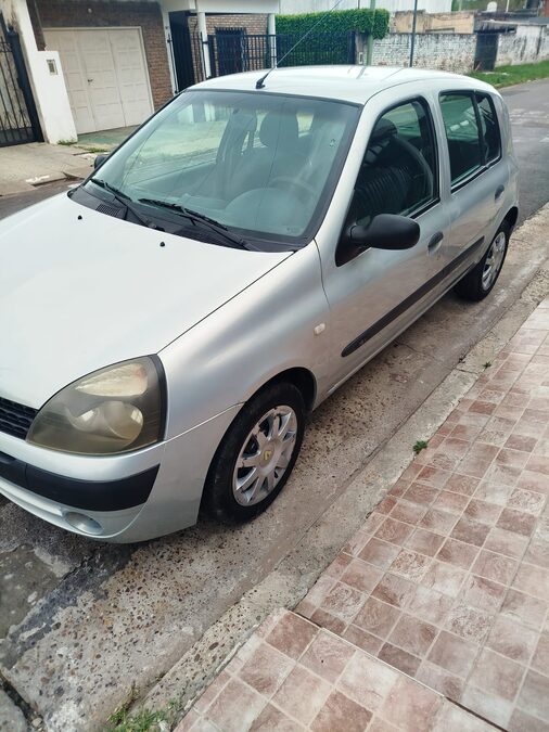 VENDO RENAULT CLIO 2