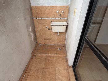 ALQUILO DPTO 1 DORM EN PLANTA ALTA. EXCELENTE ZONA
