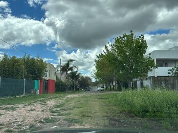 Vendo terreno zona Blas Parera