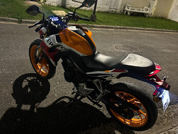 Honda CB 190 Repsol
