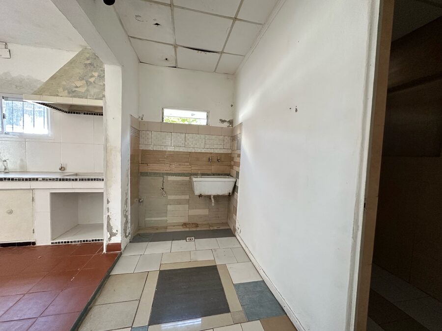 CASA EN VENTA ZONA ESC HOGAR. JOSE RAMOS 1632