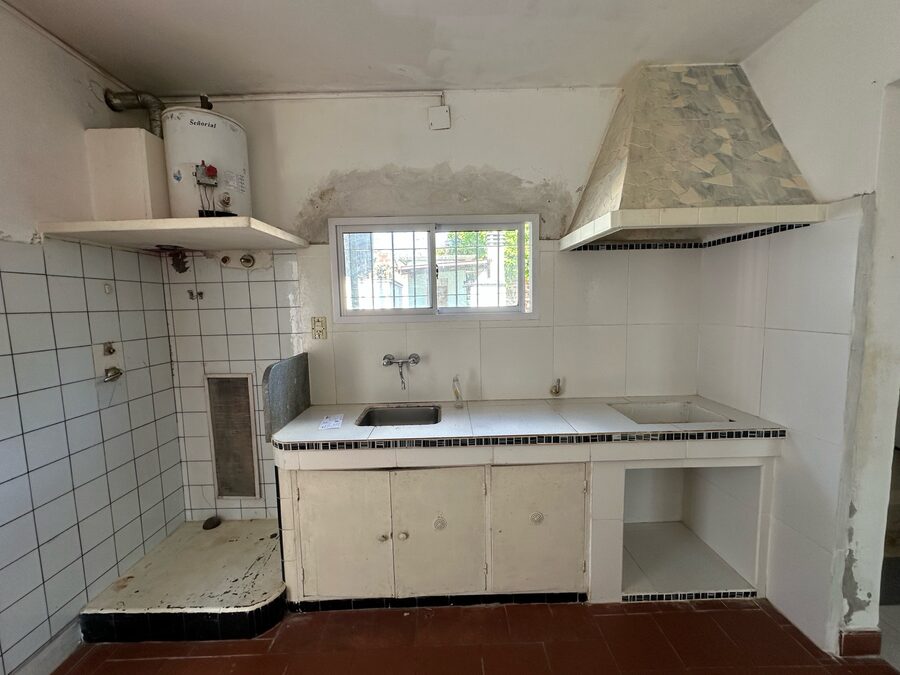 CASA EN VENTA ZONA ESC HOGAR. JOSE RAMOS 1632