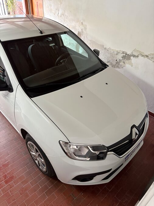 Renault Logan Life 2024