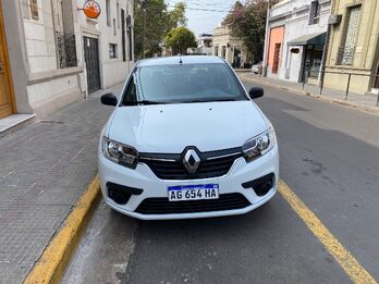 Renault Logan Life 2024