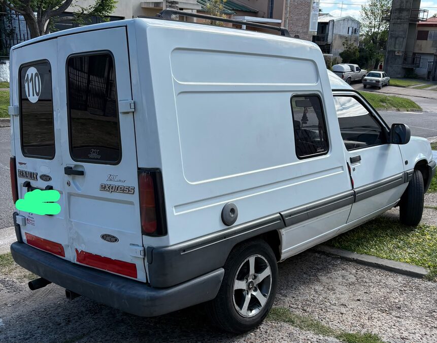 Vendo Renault express 1.9 mod 96!!!
