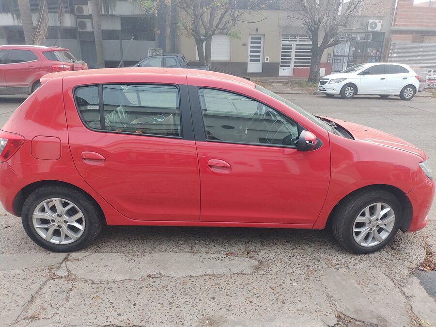 Vendo Sandero 2017 privilege