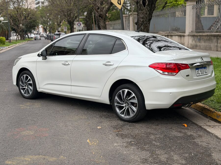 VENDO C4 LOUNGE 2019