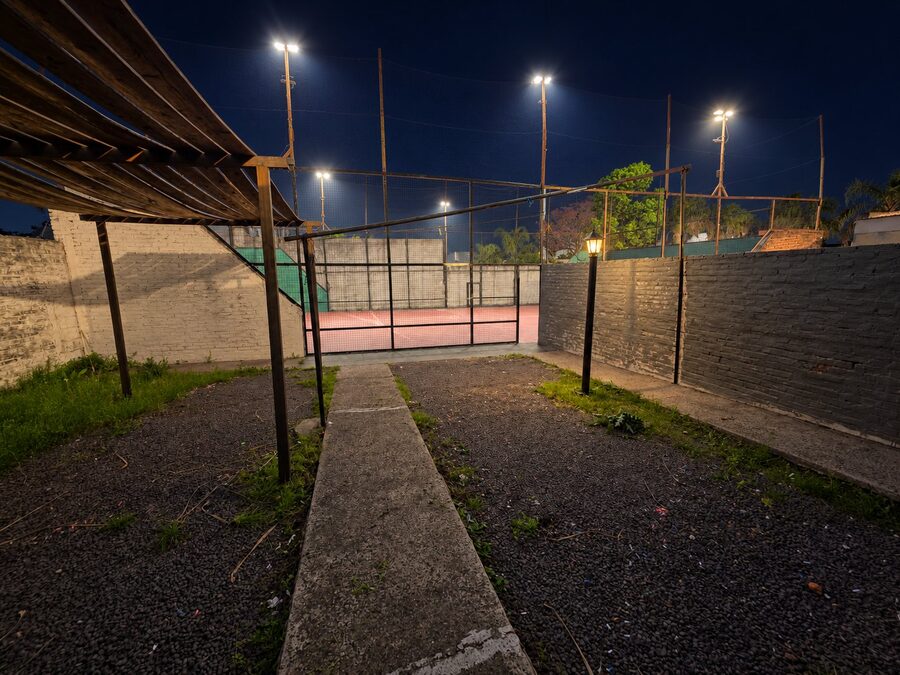 Alquilo cancha de padel en Av Zanni