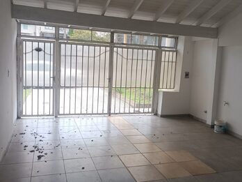 Se alquila excelente casa (z/Santuario La Loma)