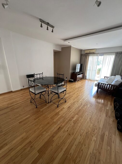 DEPARTAMENTO CÉNTRICO CALLE TUCUMÁN