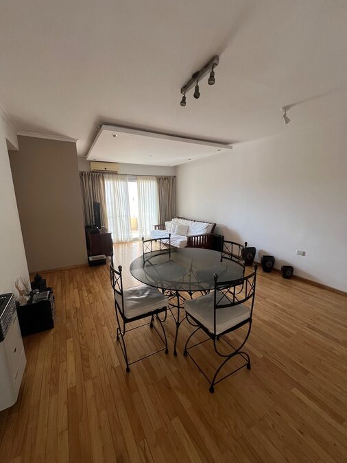 DEPARTAMENTO CÉNTRICO CALLE TUCUMÁN