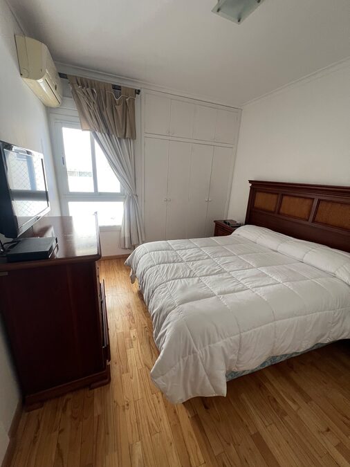 DEPARTAMENTO CÉNTRICO CALLE TUCUMÁN