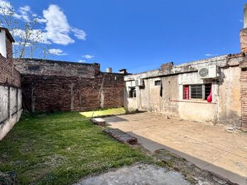 CASA LAGUNA DE LOS BERROS - PARACAO