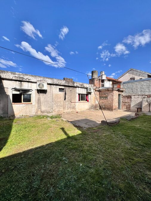 CASA LAGUNA DE LOS BERROS - PARACAO