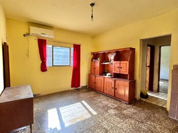 CASA LAGUNA DE LOS BERROS - PARACAO