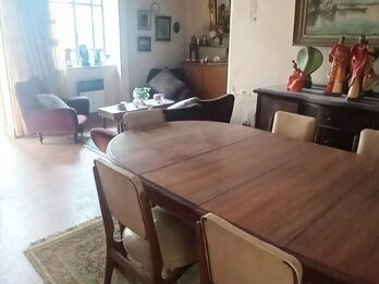 CASA CENTRICA A REFACCIONAR CON LOCAL
