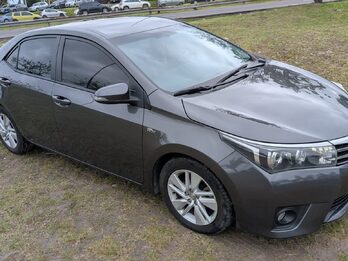 TOYOTA COROLLA 2016