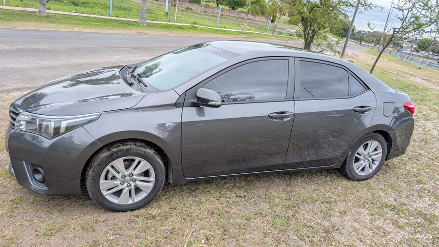 TOYOTA COROLLA 2016