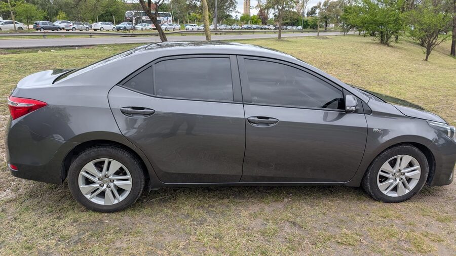 TOYOTA COROLLA 2016