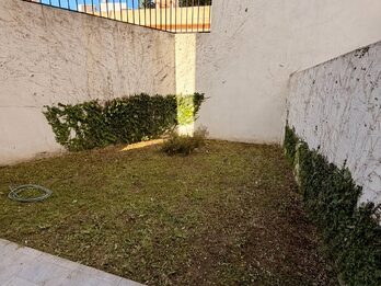Cómodo departamento de 1 dormitorio con patio verde - Echague y Peron