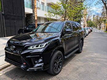 TOYOTA SW4 GR-S 2.8 TDI 4x4 6AT 7AS  - AÑO 2.022