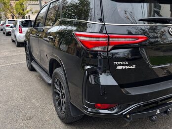 TOYOTA SW4 GR-S 2.8 TDI 4x4 6AT 7AS  - AÑO 2.022