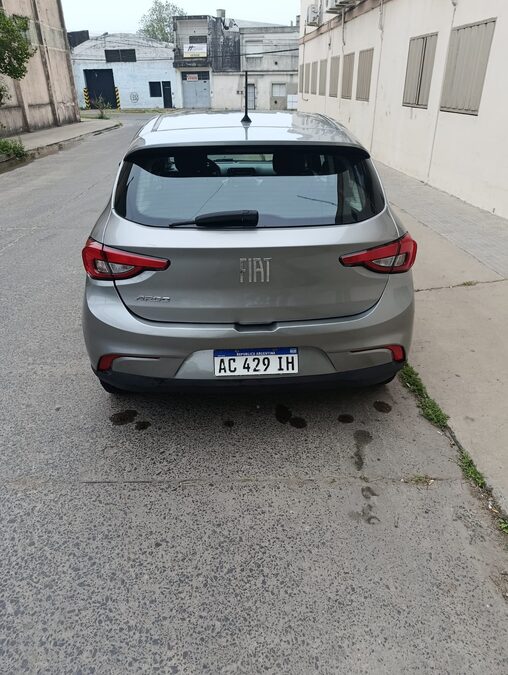 Vendo / Permuto inmaculado Fiat Argo 2018 - 70.000kms