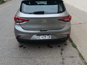 Vendo / Permuto inmaculado Fiat Argo 2018 - 70.000kms