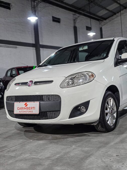 Fiat Palio Attractive 2014
