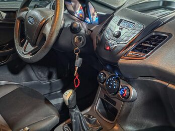 Ford Fiesta S 2016