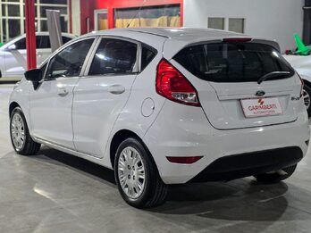 Ford Fiesta S 2016