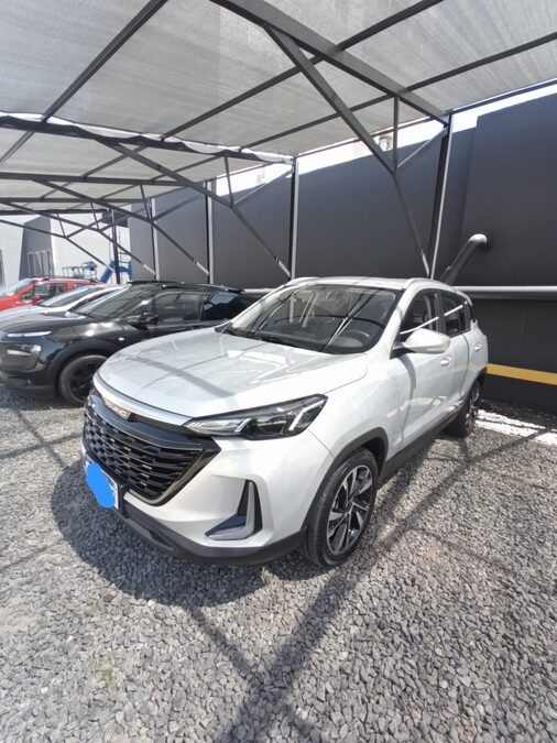Particular vende Suv Baic X35 luxury AT año 2023