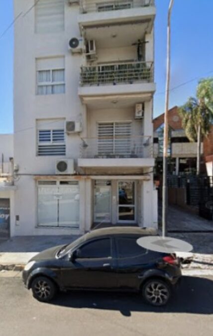 Departamento de dos dormitorios en PB con patio