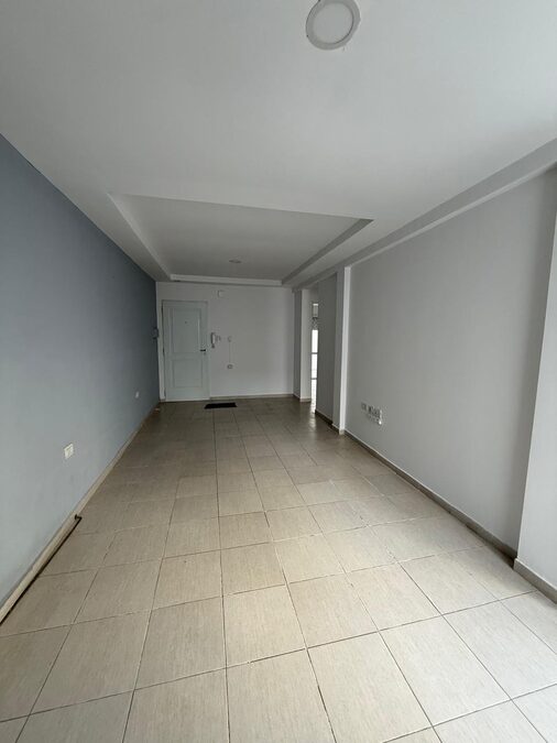 Departamento de dos dormitorios en PB con patio