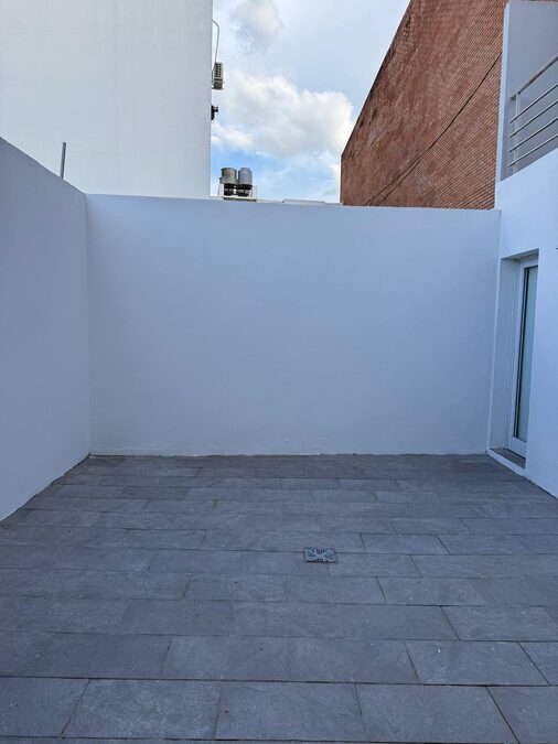Departamento de dos dormitorios en PB con patio
