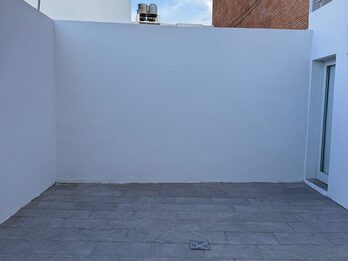 Departamento de dos dormitorios en PB con patio