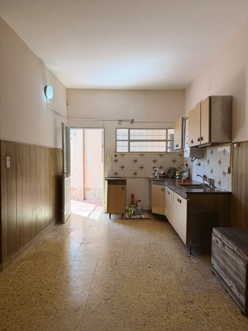 Alquiler Casa 3 Dormitorios Con Cochera Calle Ezpeleta
