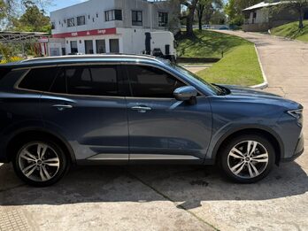 FORD  TERRITORY 1.8L GAS AT TITANIUM. Recibo vehículo menor y mayor valor
