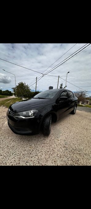 UNICO DUEÑO VENDE VW VOYAGE 1.6 2014