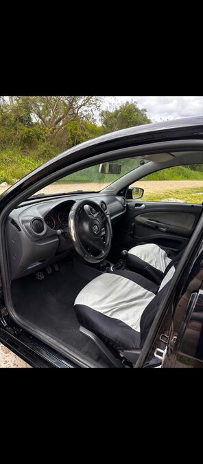 UNICO DUEÑO VENDE VW VOYAGE 1.6 2014
