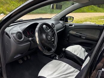 UNICO DUEÑO VENDE VW VOYAGE 1.6 2014