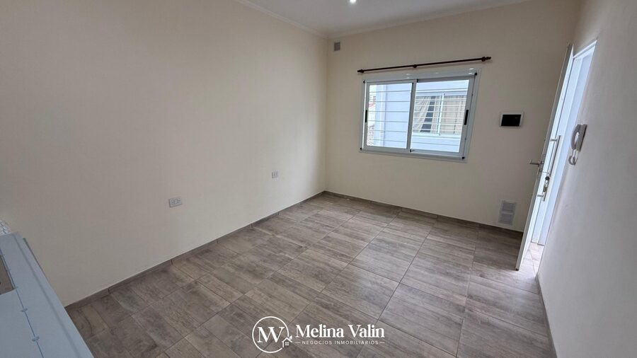 SE ALQUILA DEPARTAMENTO DE 1 DORMITORIO A ESTRENAR, SOBRE AV RAMIREZ, ZONA SUR.