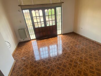 Alquilo casa a tres cuadras de Tribunales